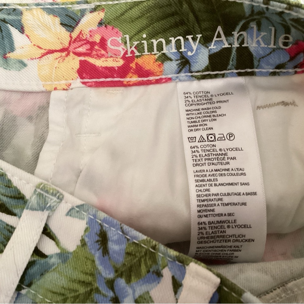 Tommy Bahama Floral Skinny Jeans Sz 30 - Picture 5 of 6